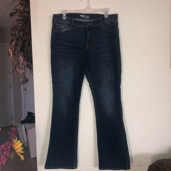 Old Navy The Flirt Jeans - Picture 2 of 8